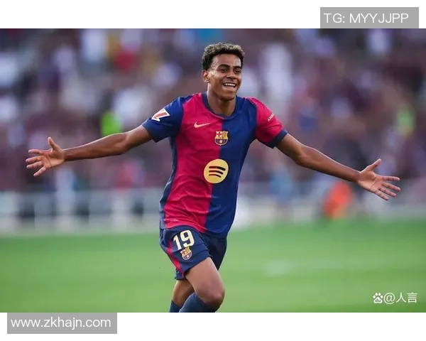 足球巨星的经典出场动作揭秘 力量与魅力的完美融合